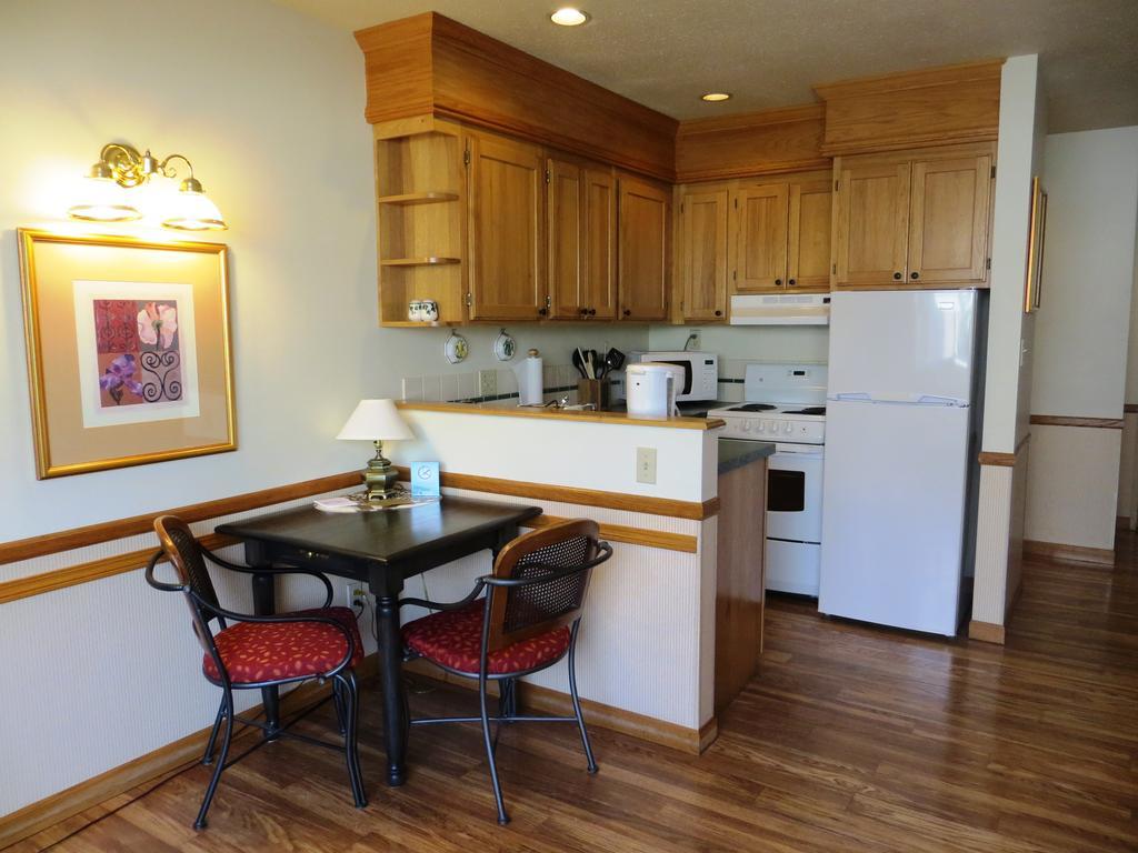 Clock Tower Resort Whistler Chambre photo