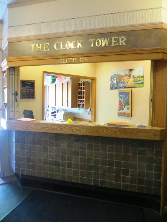 Clock Tower Resort Whistler Extérieur photo